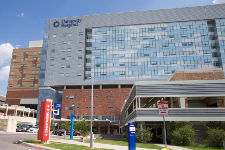 Hospitals: 6,090