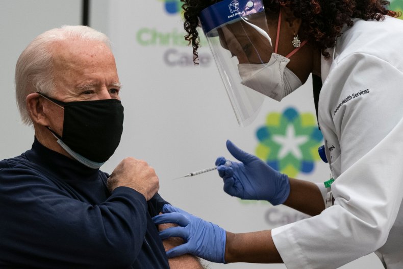 Tucker Carlson authorities lying safety COVID-19 vaccine