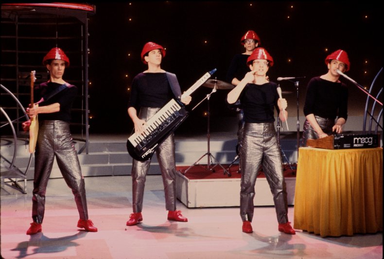 devo