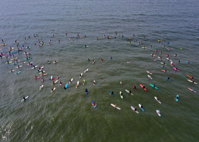 Surfers protest police killings of George Floyd and Breonna Taylor