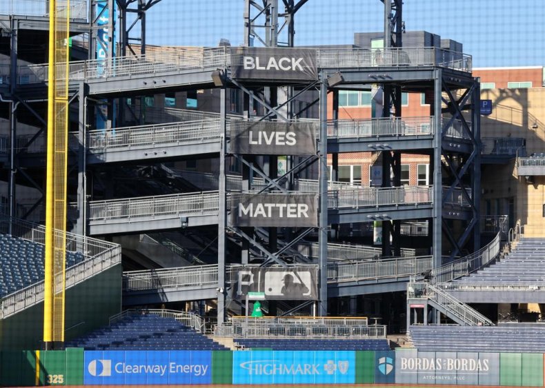 Pittsburgh Pirates unfurl Black Lives Matter banners