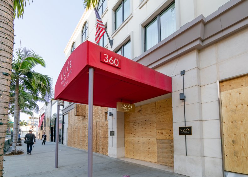 Los Angeles tourism economy job loss