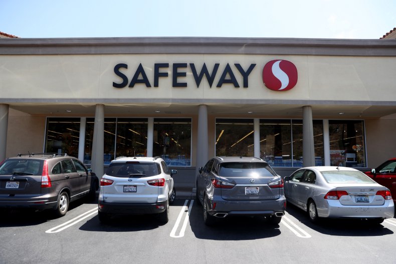 Safeway supermarket California July 2020