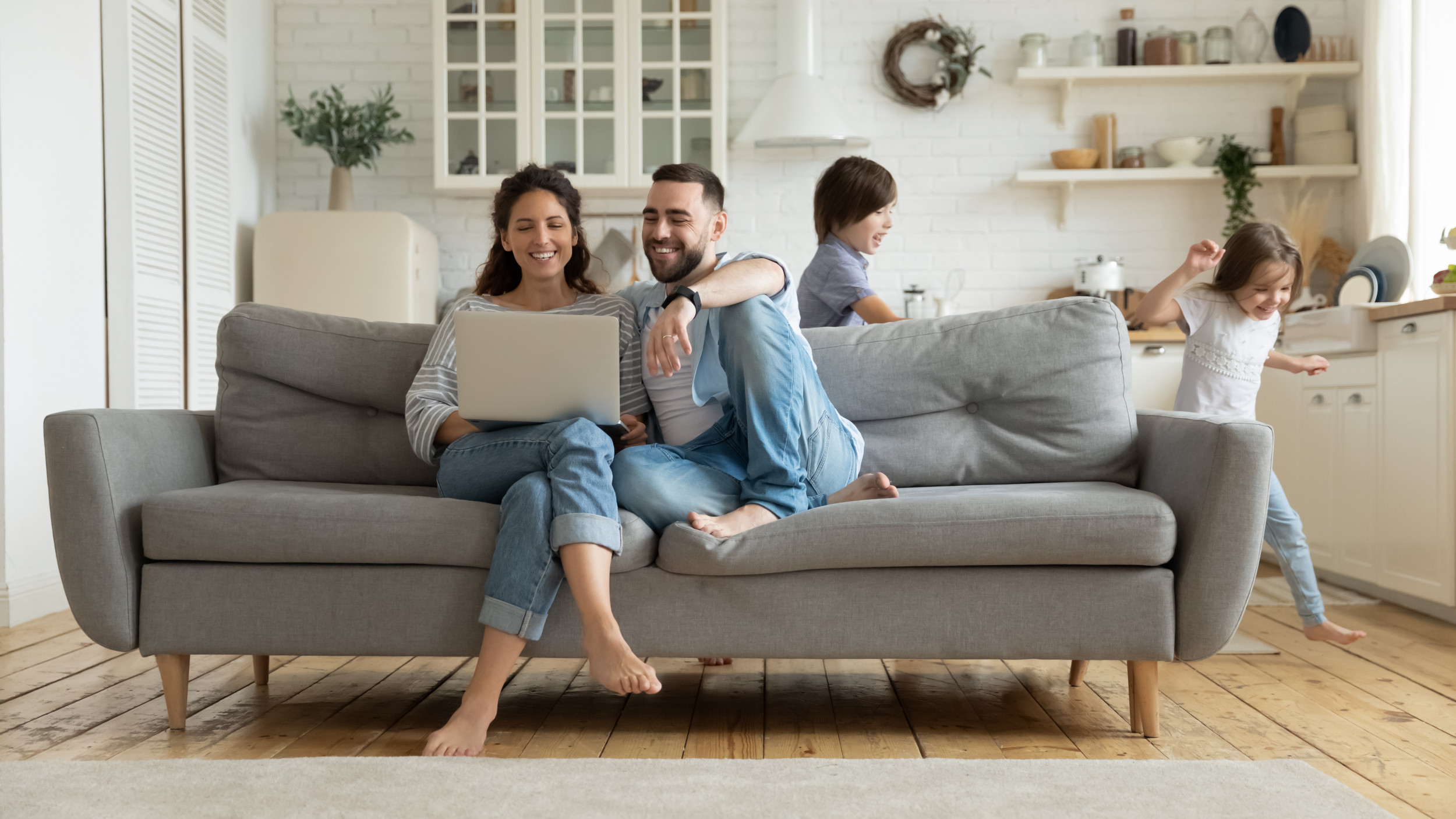 9 Valuable Tax Breaks Parents Can Take Advantage of Right Now - Vimarsana News