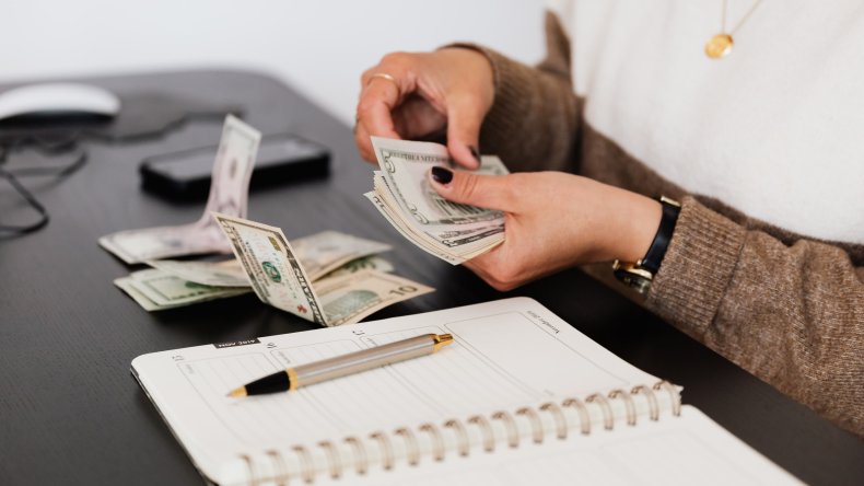 quicken manage money