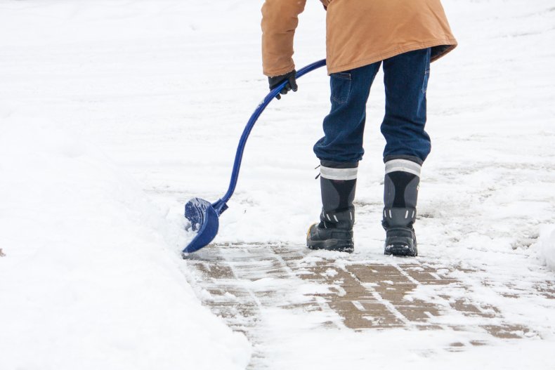 snow shovel, stock, getty