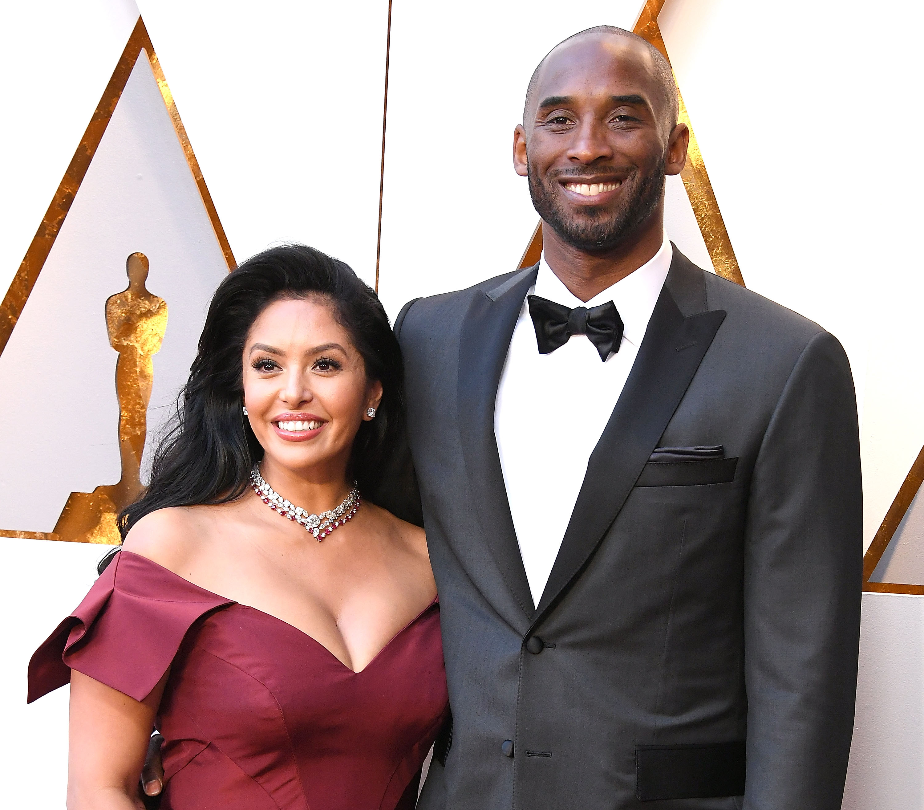 Meek Mill apologizes to Vanessa Bryant over 'disrespectful' Kobe