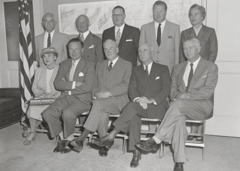1953