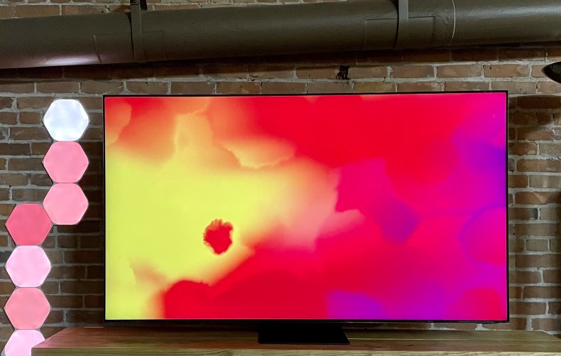 Samsung QN800A Review Ambient Mode