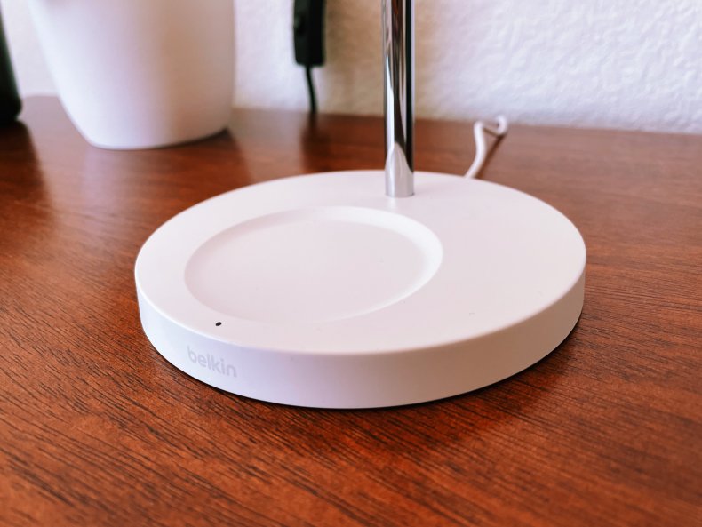 Belkin 2-in-1 Charger Stand with MagSafe