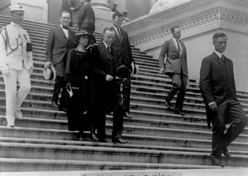 1923