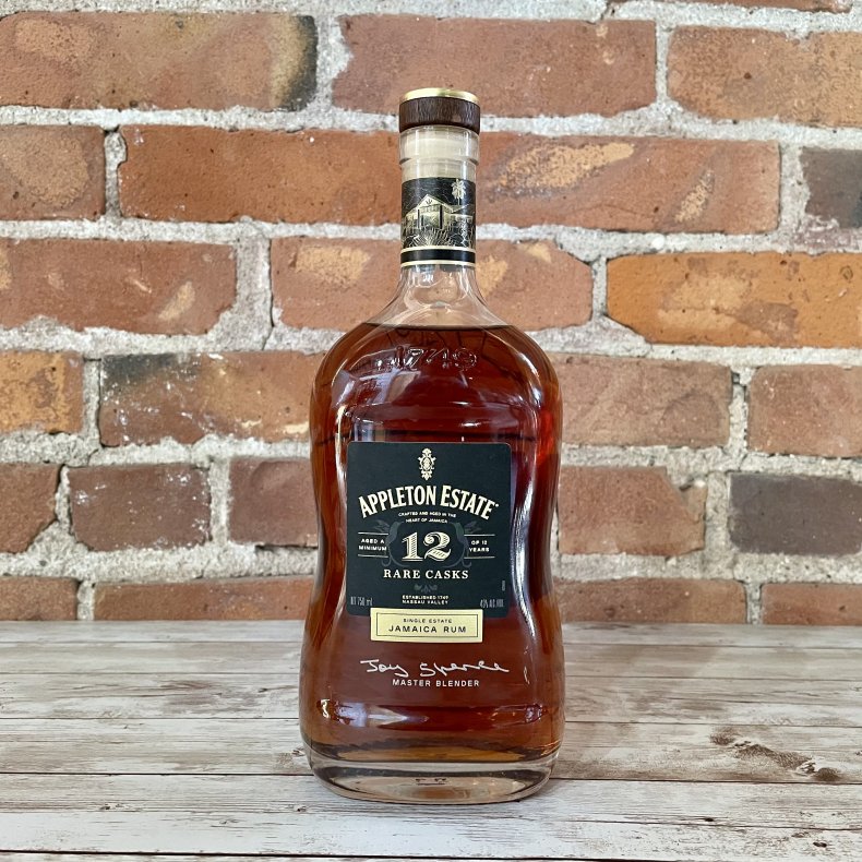 Liquor Spirits Bar Essentials Appleton 12Yo Rare