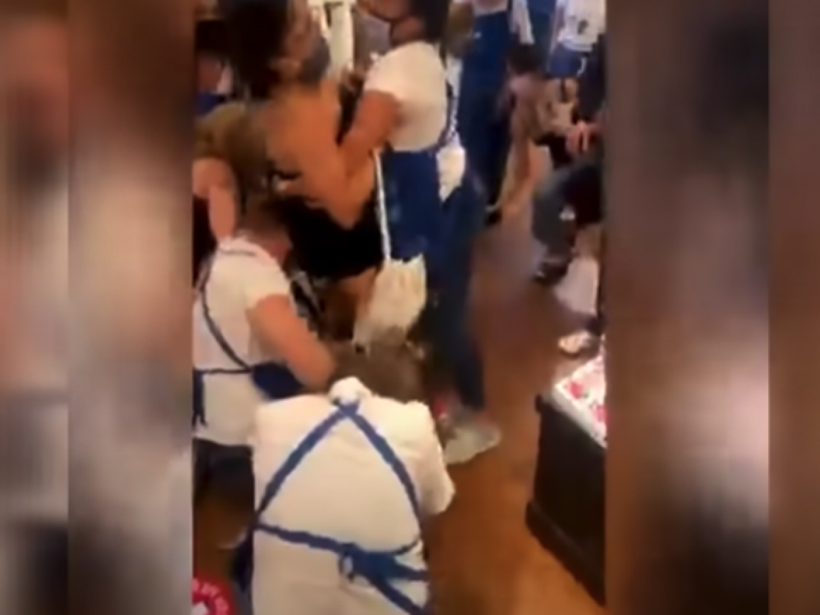 Video Shows Women Brawl In Bath Body Works Over Social Distancing Get Off Me Video Shows Women Brawl In Bath Body Works Over Social Distancing Get Off Me