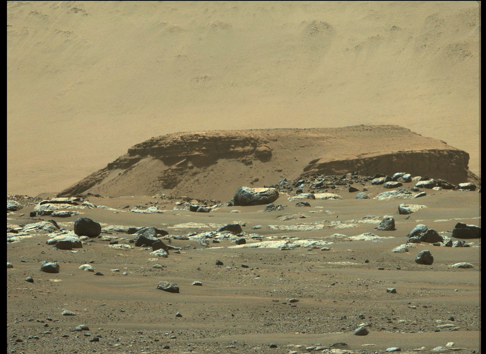 Photo from NASA’s Mars Rover shows where the ancient lake and river can join