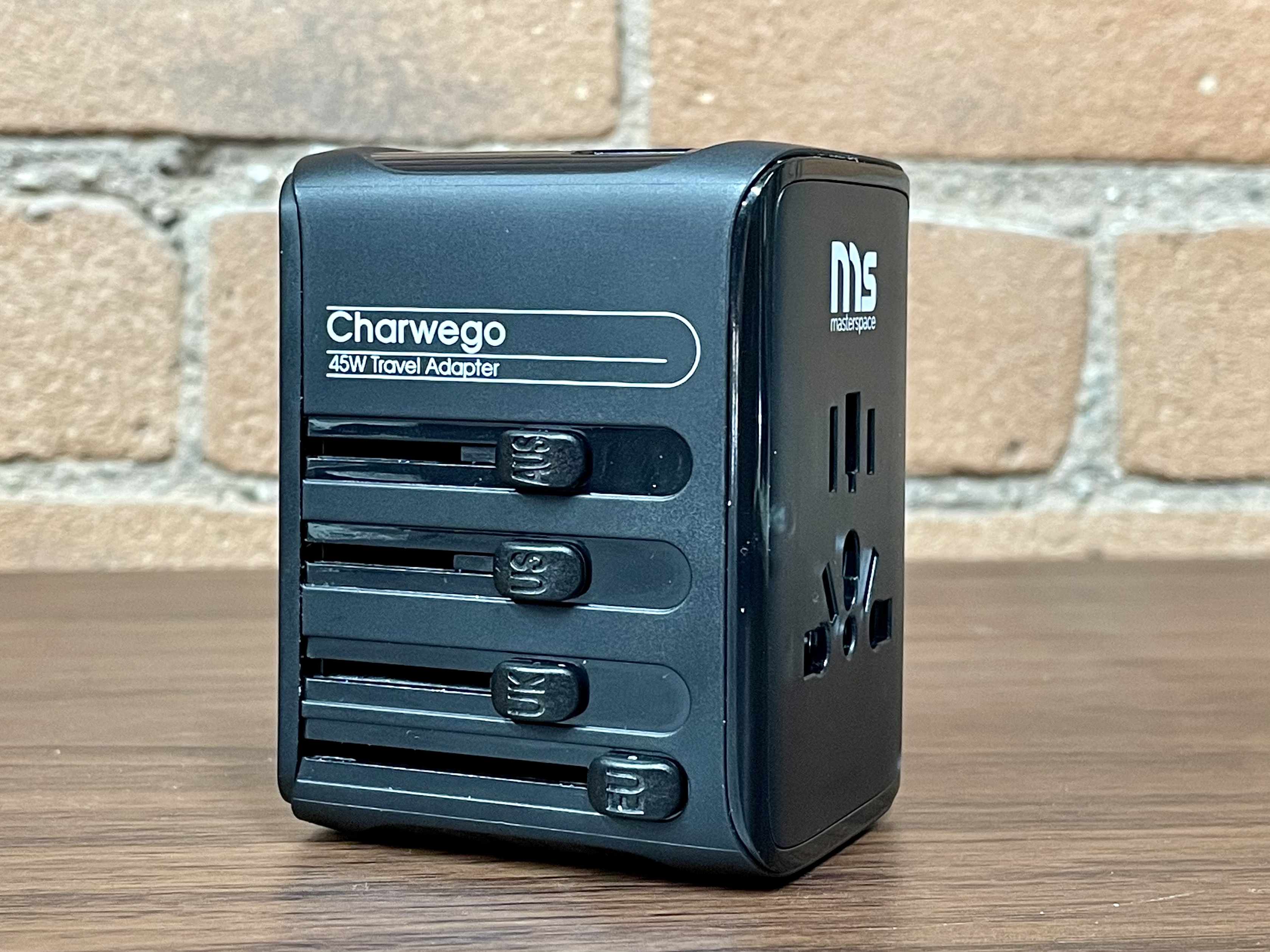 Charwego 45W Travel Adapter