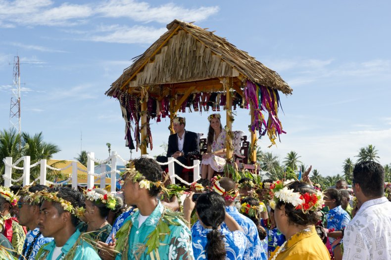 Prince William and Kate visit Tuvalu