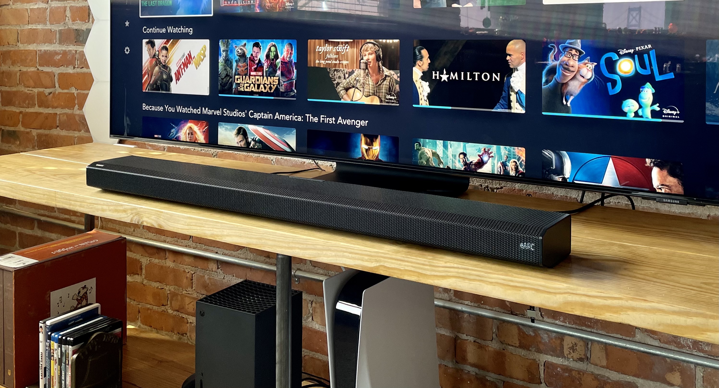 Gooey udledning pessimistisk Samsung HW-Q800A Review: An Amazing Soundbar Upgrade with Alexa and AirPlay  2