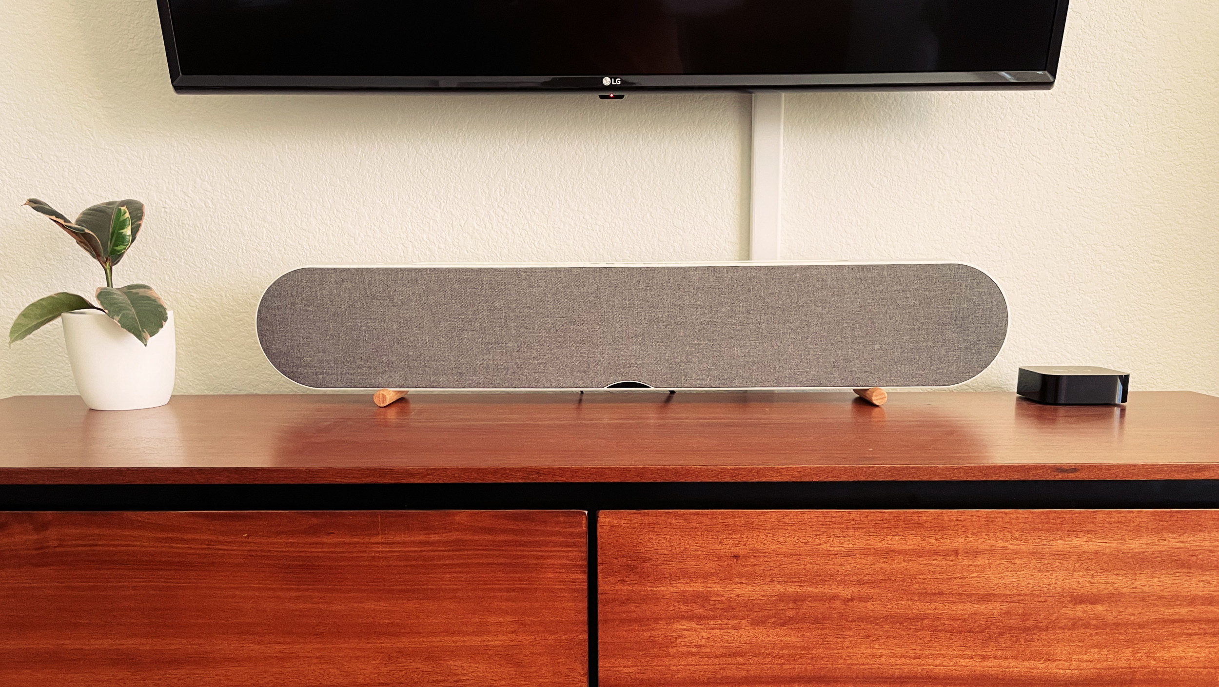 prototype kok scrapbog Dali Katch One Soundbar Review: A Look of Luxury but Light on Features