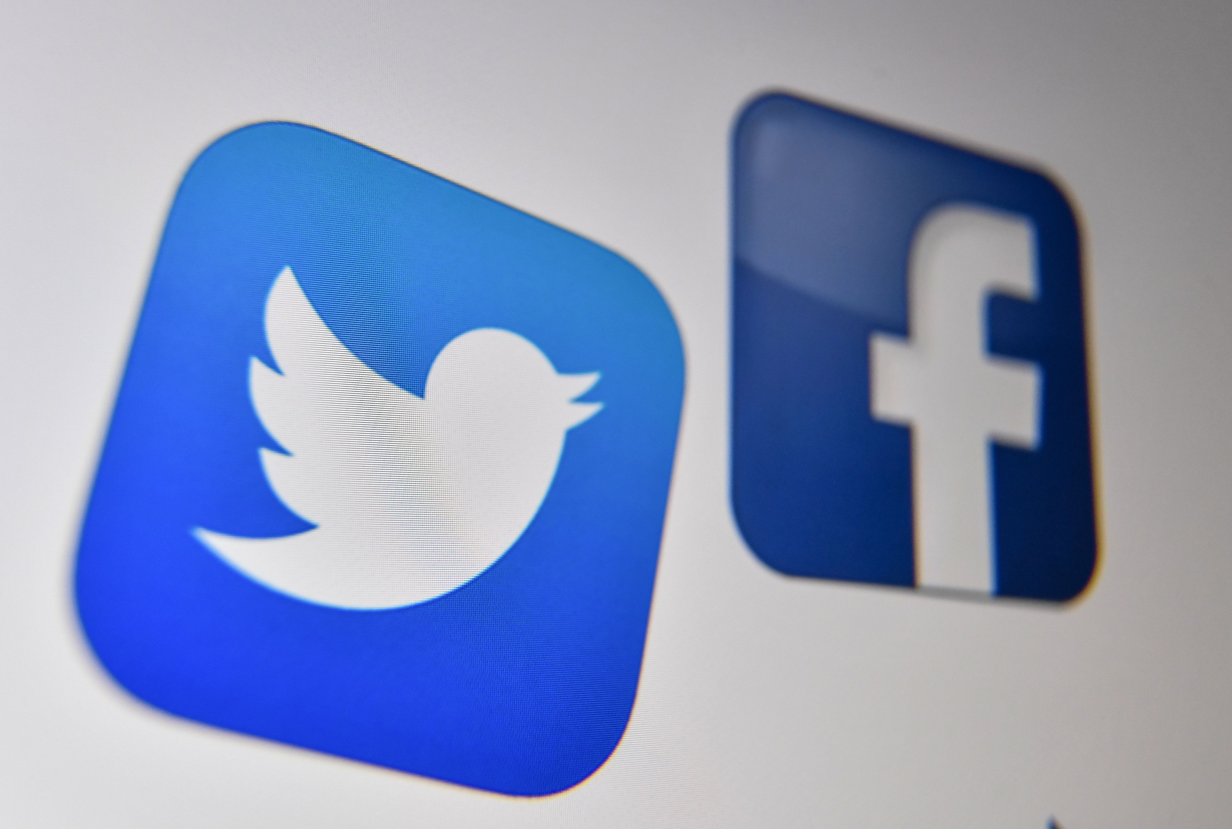Facebook Removes Fake Anti-Chinese Post Claiming to Be From Spa Shooting Suspect Robert Long