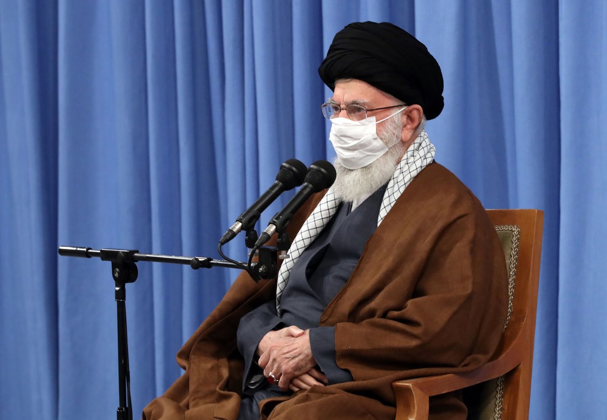 Ali Khamenei speaks in Tehran in 2020