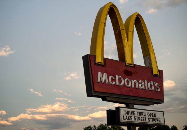 McDonalds restaurant sign