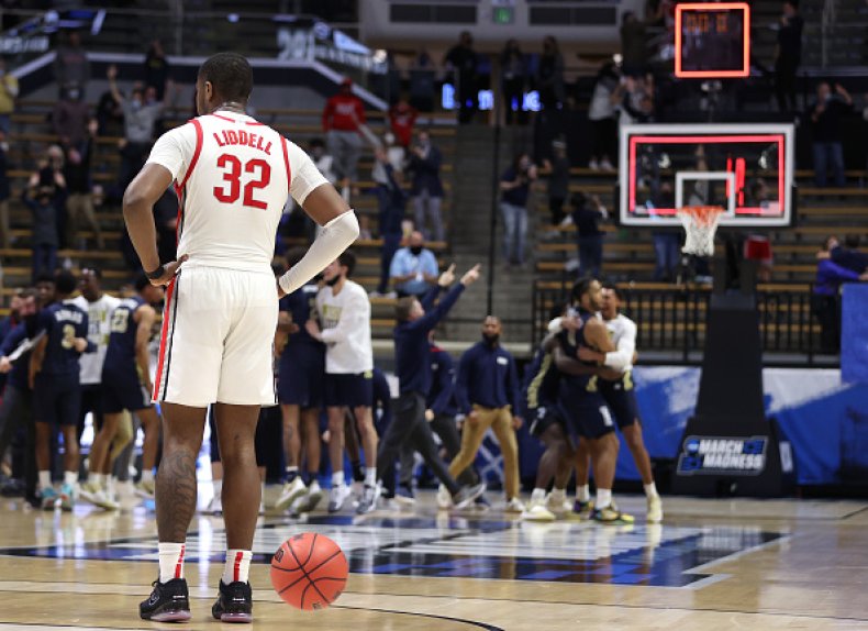 OSU Star E.J. Liddell Receives Racist, Threatening Messages After Big Upset  Loss