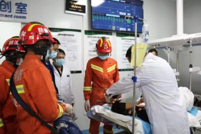Chinese Builders Head Impaled By Steel Bar Chinese Builders Head Impaled By Steel Bar