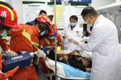 Chinese Builders Head Impaled By Steel Bar Chinese Builders Head Impaled By Steel Bar