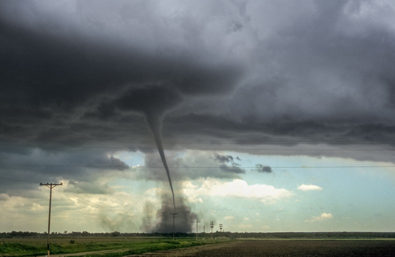 Tornado Thunderstorms Alabama Deaths Severe Weather
