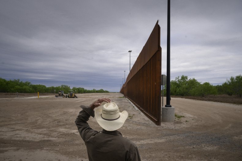Border wall