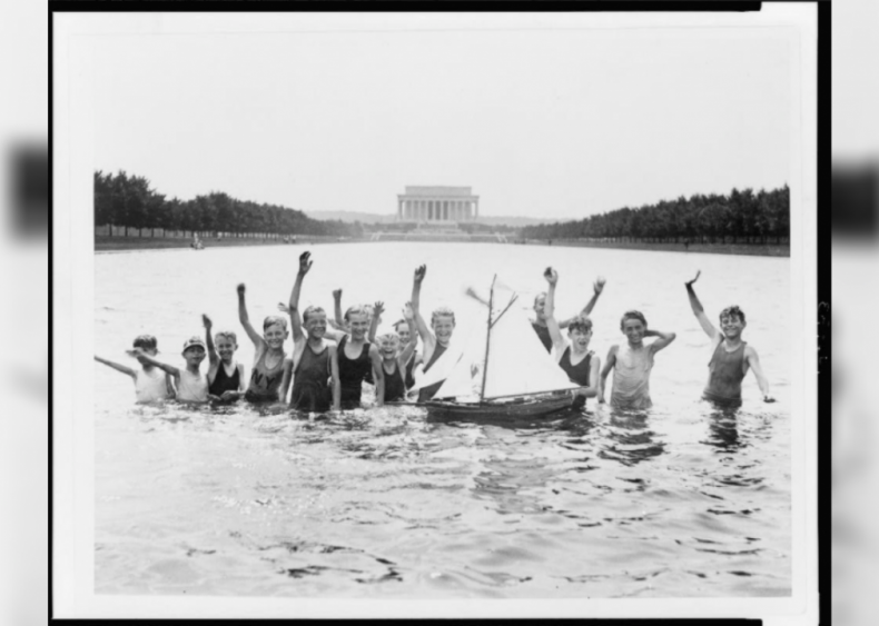 A dip at the National Mall