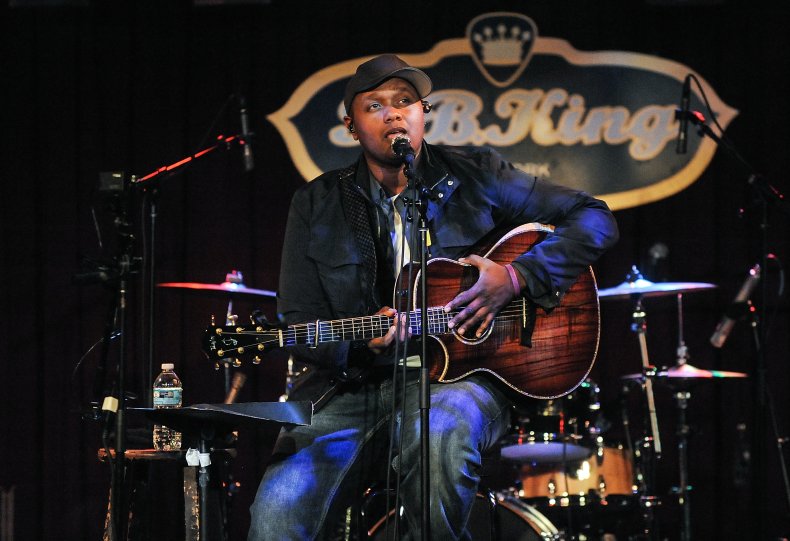 Javier Colon performing