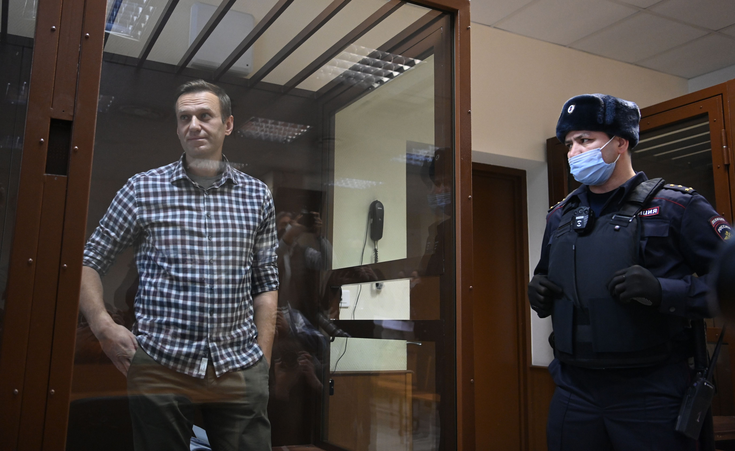 Alexei Navalny's Prison Guards Try to Break His Hunger