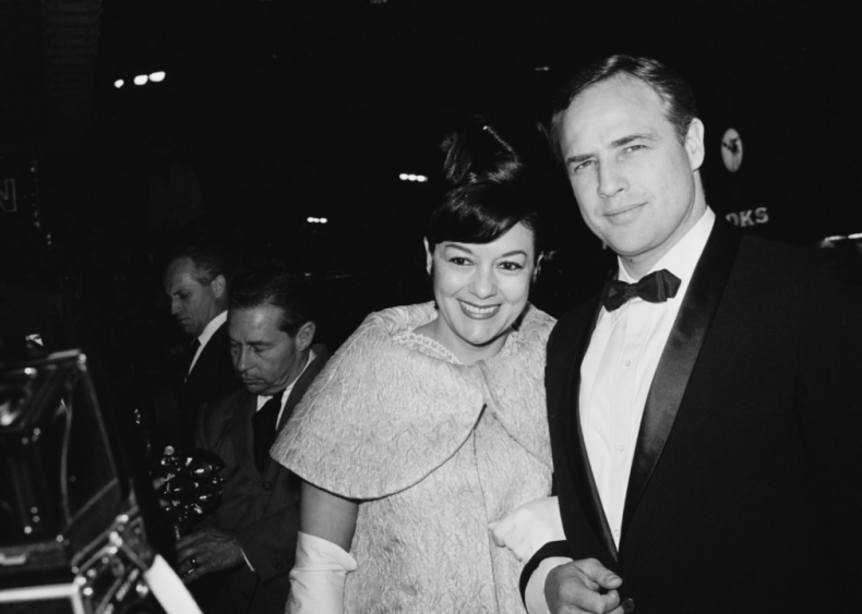 1960: Star marries American actress Movita Castaneda