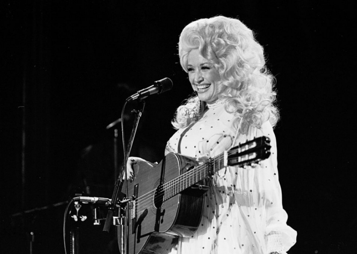 1974: Dolly Parton’s ‘I Will Always Love You’ is released