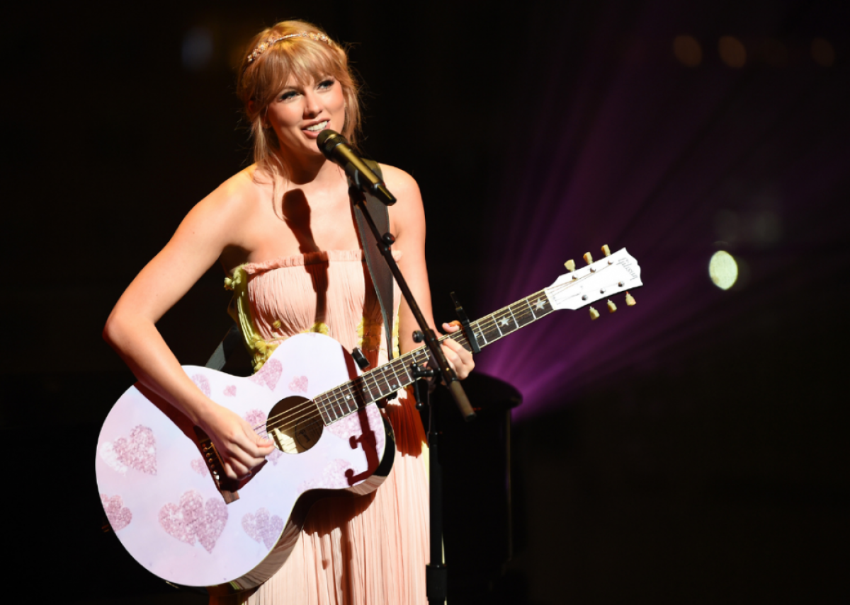 2012: Billboard changes its Hot Country Songs chart criteria