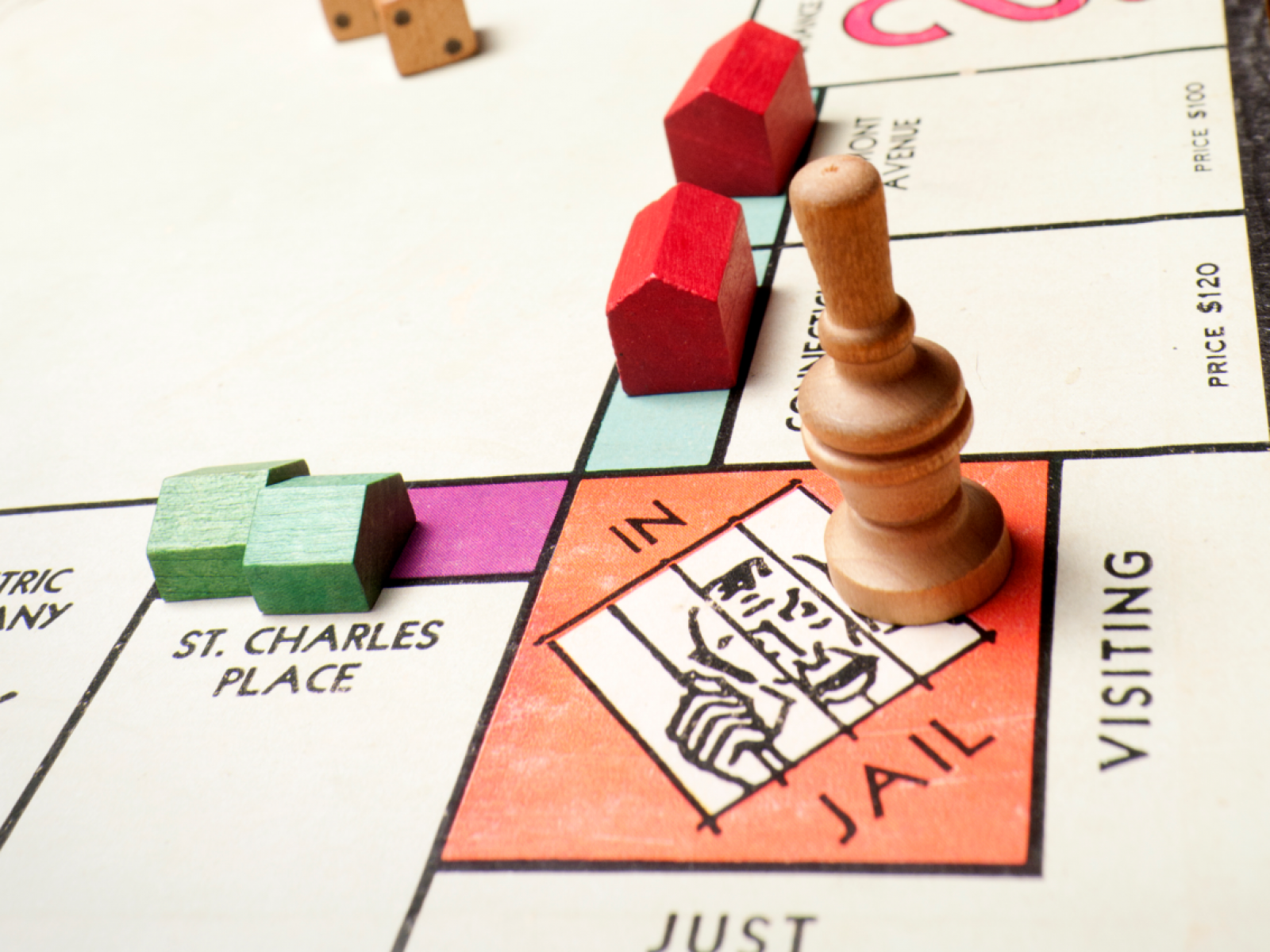 Homeowners Find Giant Monopoly Board Under Their Carpet During Renovation