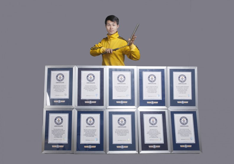 Chinese Martial Artists Challenges Guinness Records