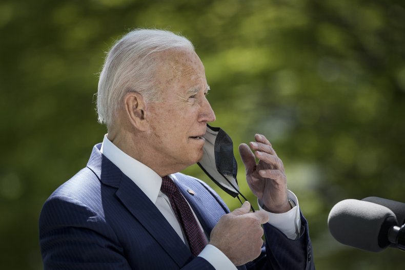 Joe Biden criticized by Conservatives over mask