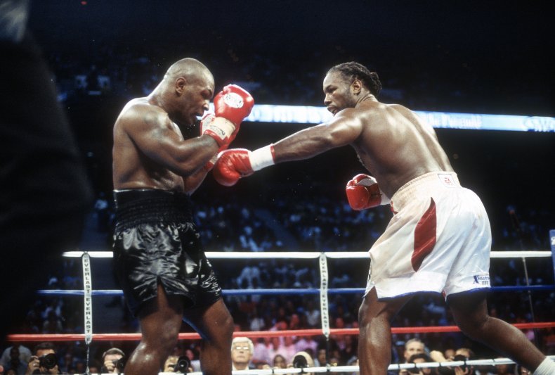 Mike Tyson vs Lennox Lewis