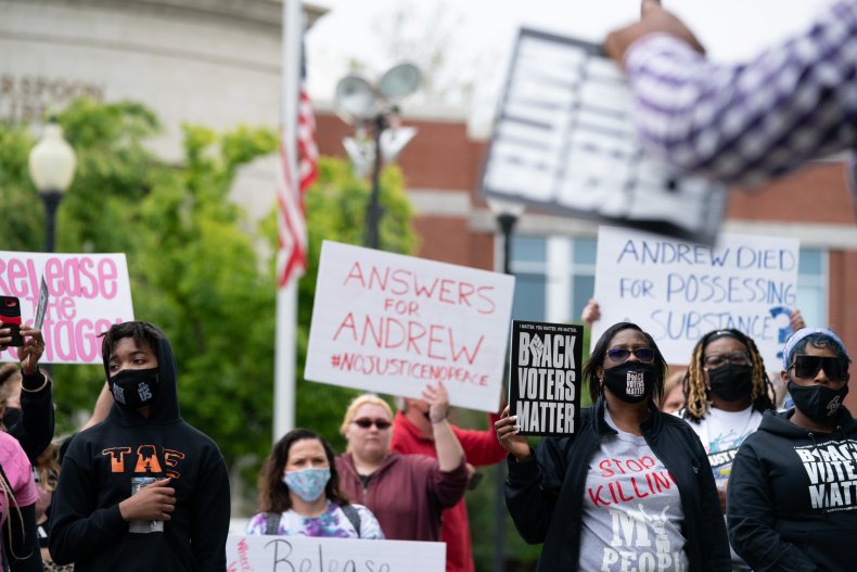 prosecutor says Brown hit police with car