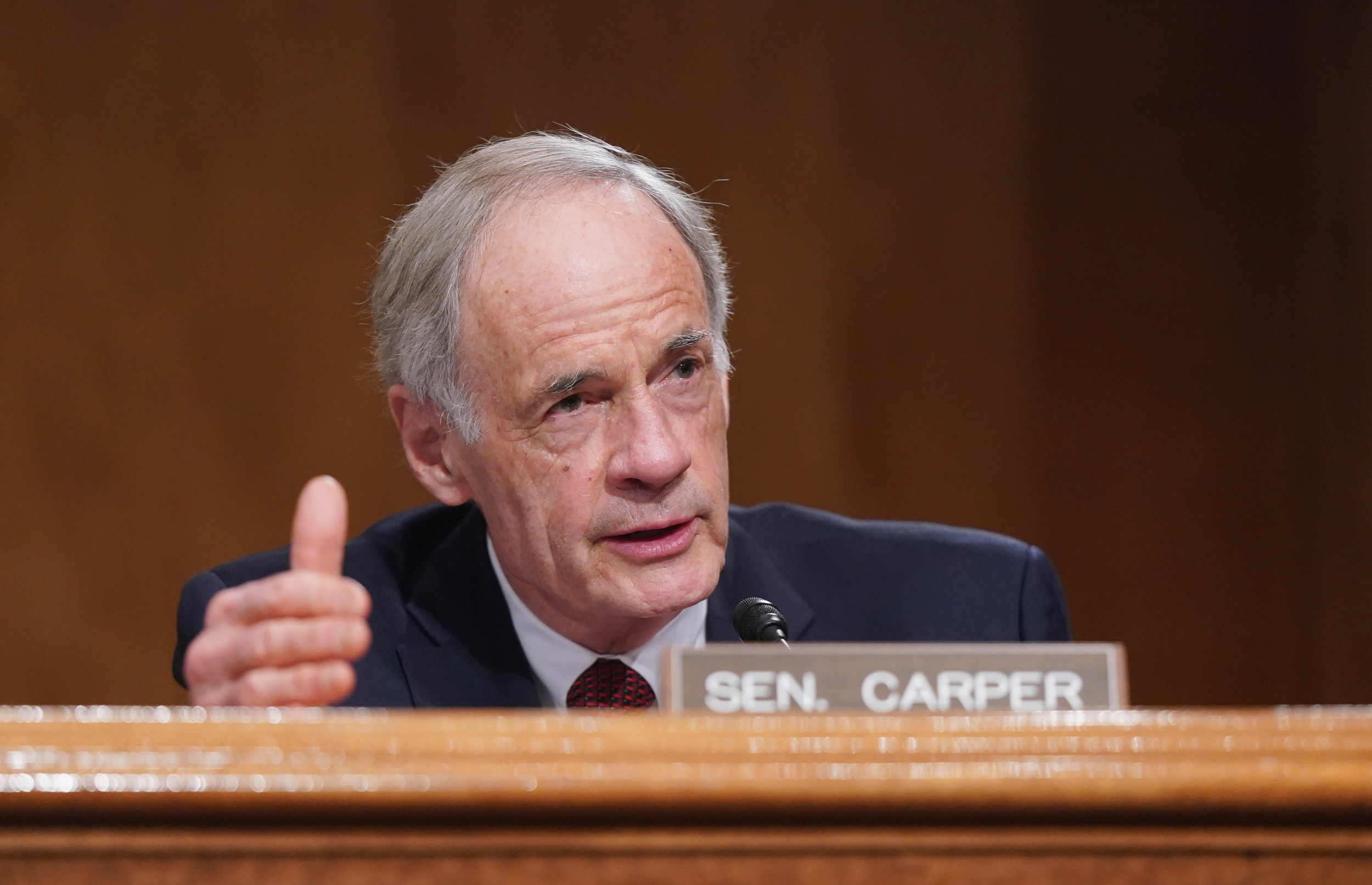 Senator Tom Carper Proposes EPA Adopt Plan Ending Gas Vehicle Sales By 2035