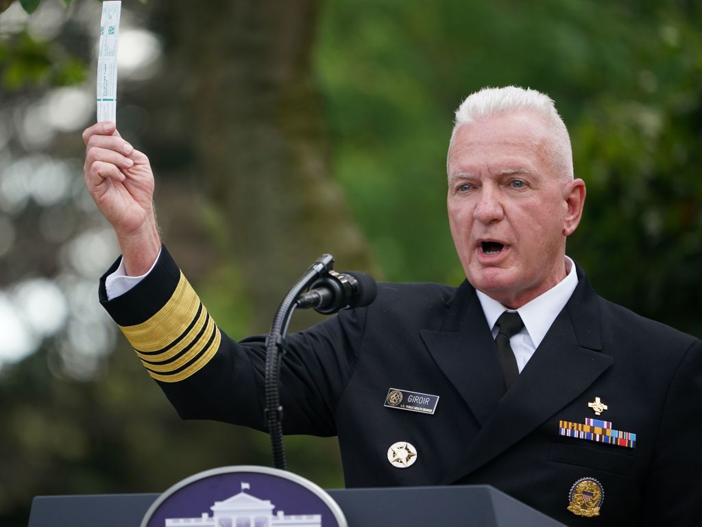 Biden Undermining Faith in Vaccine By Continued Mask-Wearing, Ex-Trump COVID Official Warns