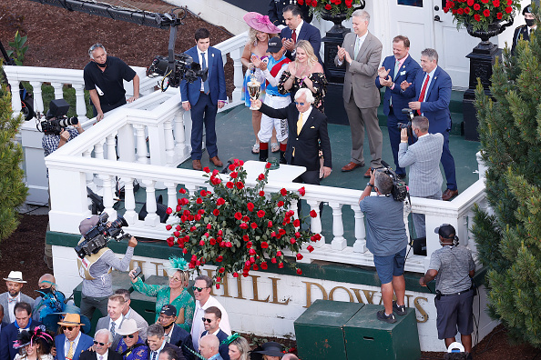 Medina Spirit Wins 2021 Kentucky Derby As Trainer Bob Baffert Sets Record