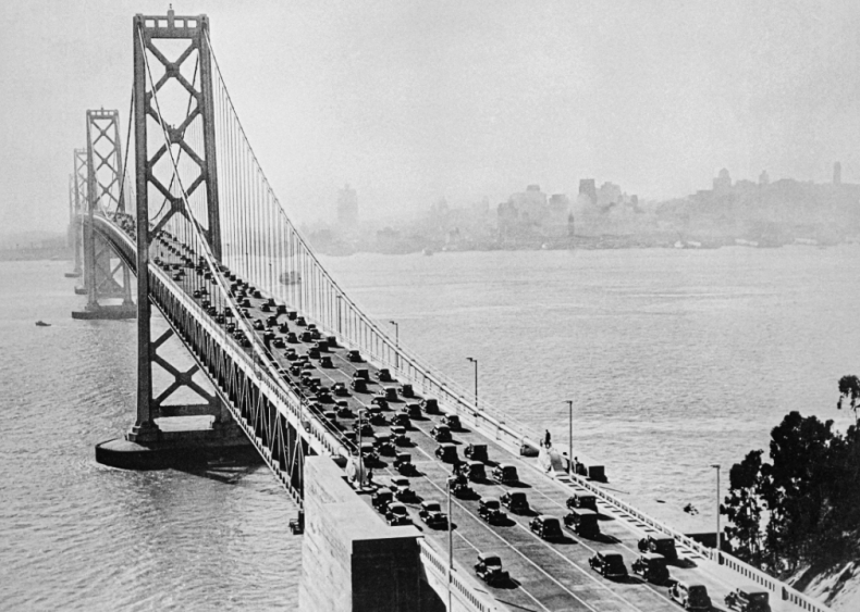1930: Born in San Francisco