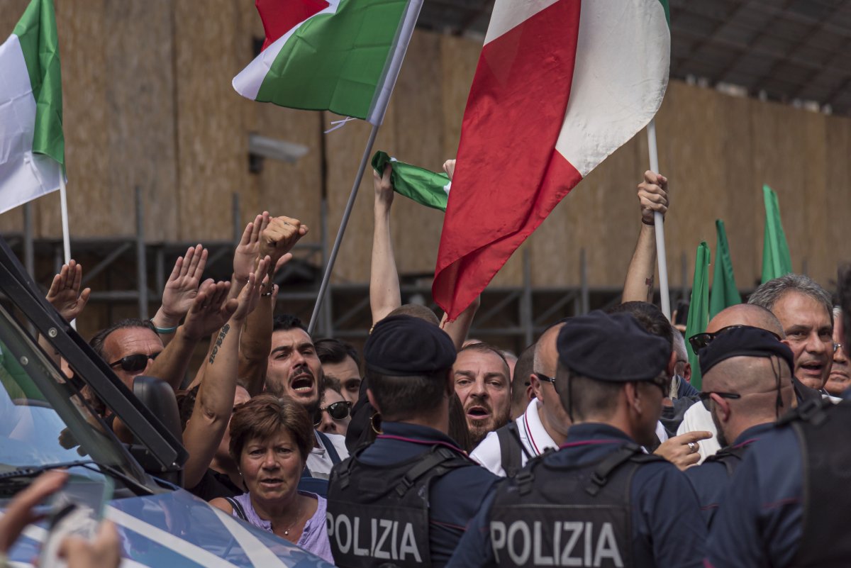 Fascists are active in Italy