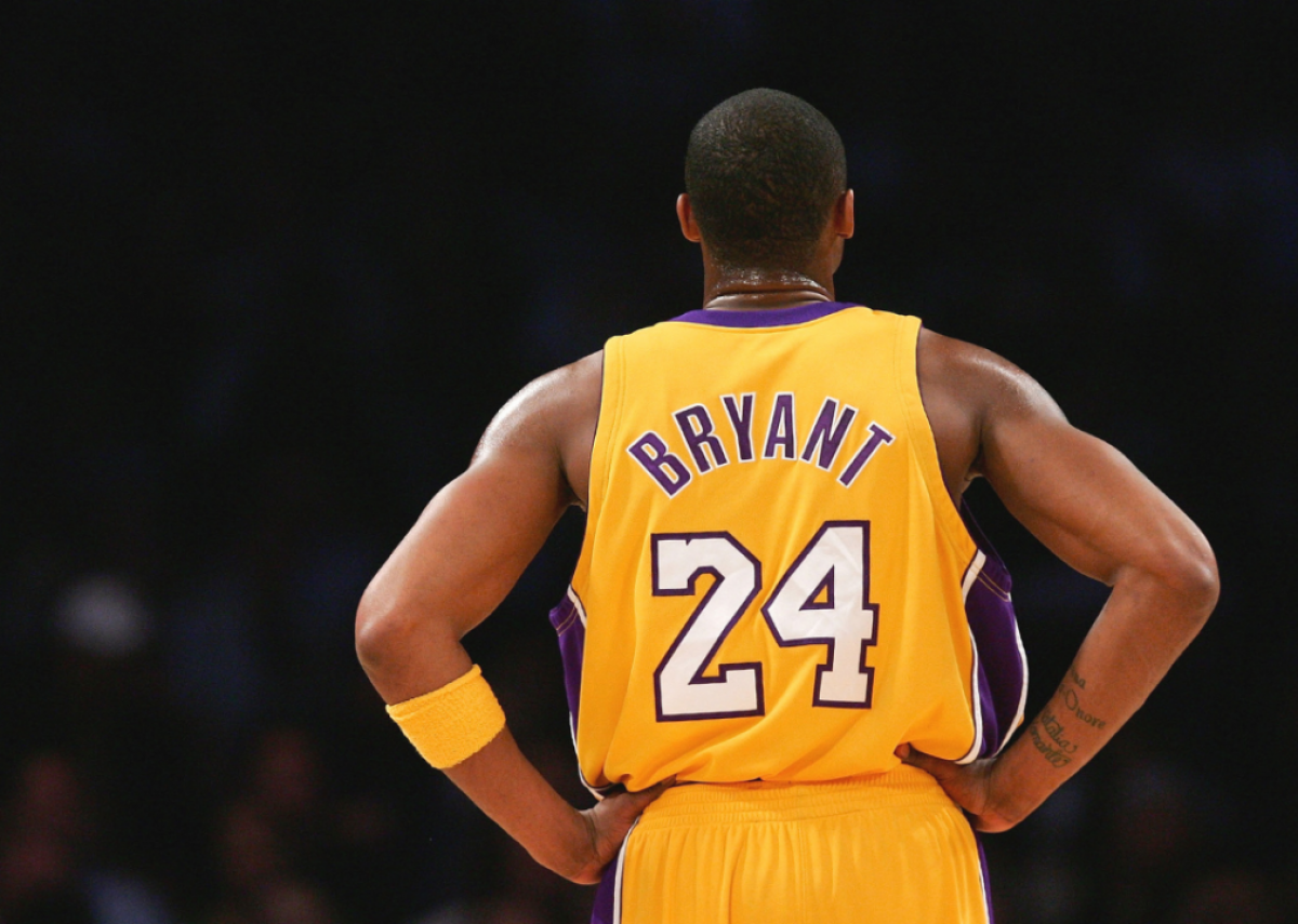 Los Angeles Lakers retire Kobe Bryant's No8 and No24 jerseys in NBA first, Kobe  Bryant