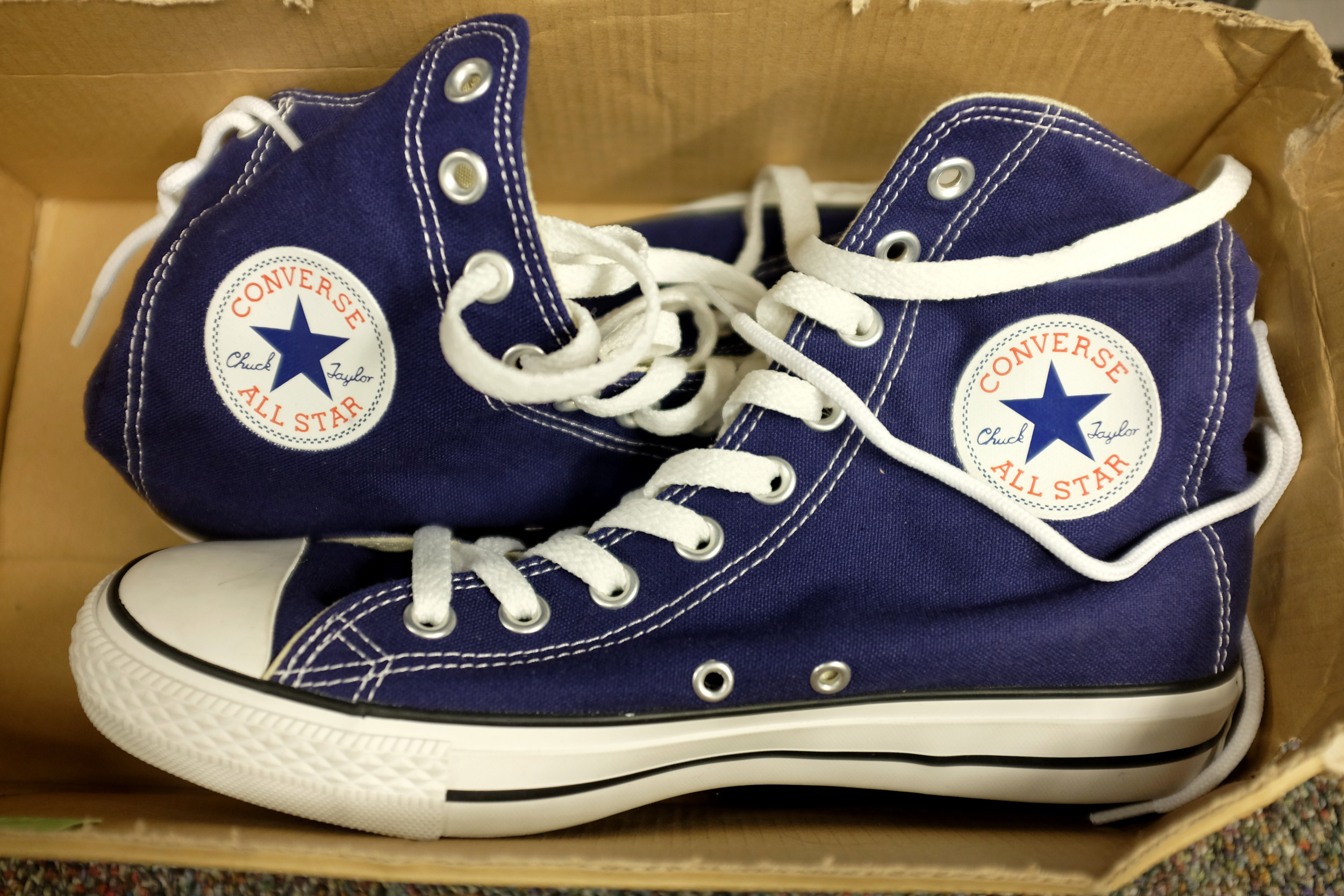 Converse All Star Porn - Shoe Store Employee Accused of Performing Lewd Acts on Customers' and  Co-Workers' Footwear