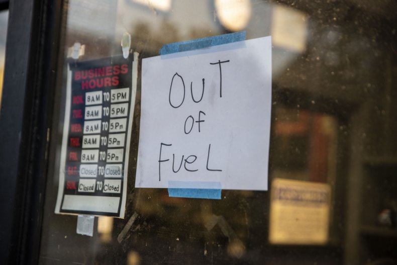 Colonial Pipeline Out of Fuel sign