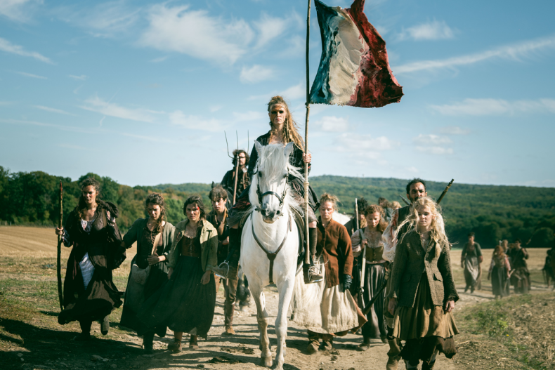 still from la revolution